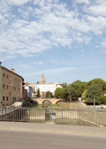 Rio Vero a su paso por Barbastro. Imagen de Sara Lugo